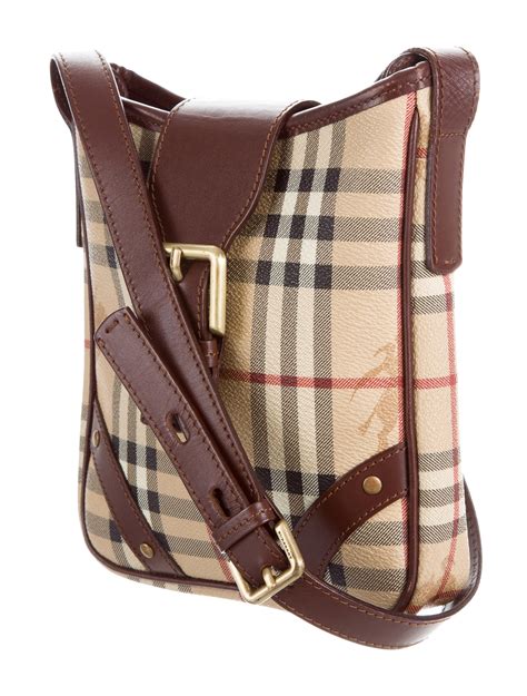 Buy Burberry Handbags For Men's & Women's 